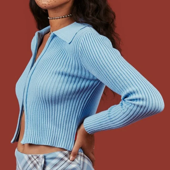 UNIF Brandy Ribbed Zip-Up Sweater - Picture 3 of 6